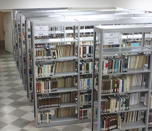 تعداد کتاب ها: 170000